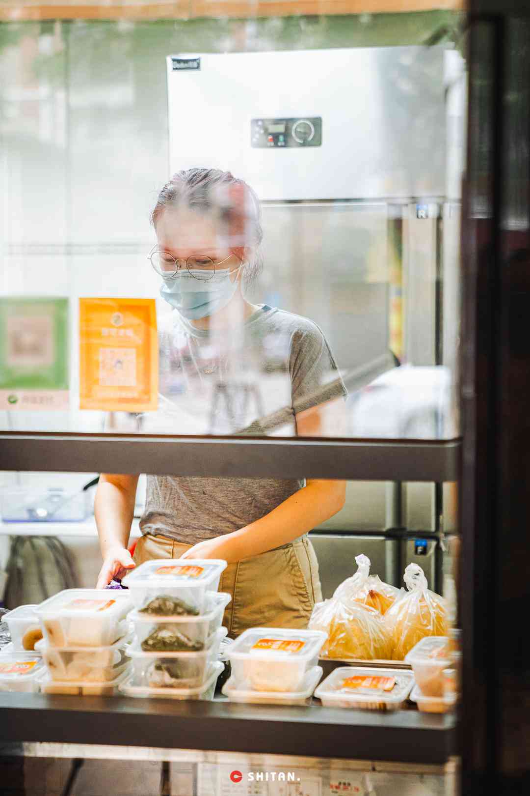 全方位探店指南：深度解析热门餐厅与隐藏美食，满足你的味蕾好奇心