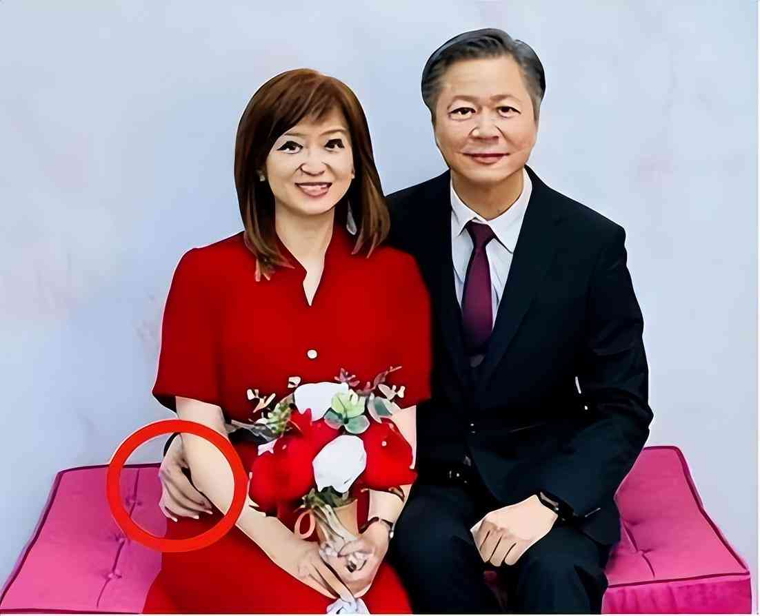 情侣ai婚纱照文案短句